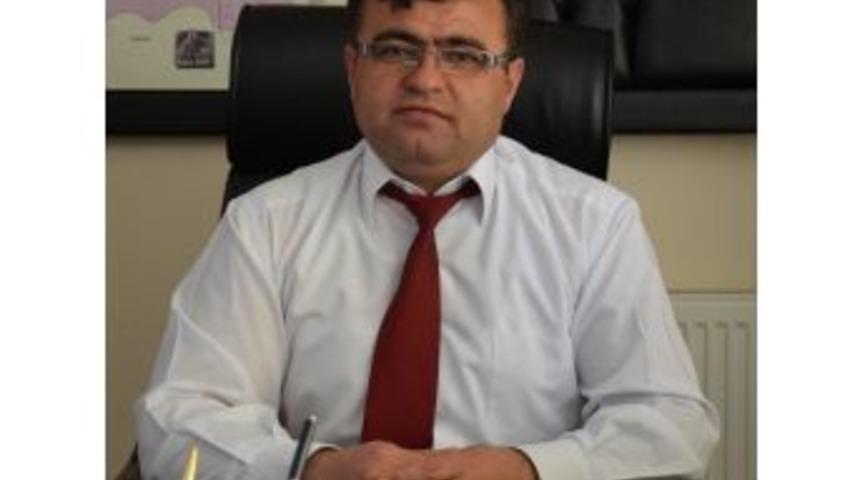 K&uuml;&ccedil;&uuml;kbaş Hayvan Yetiştiricilerine Mehmet&ccedil;ik&rsquo;ten Destek