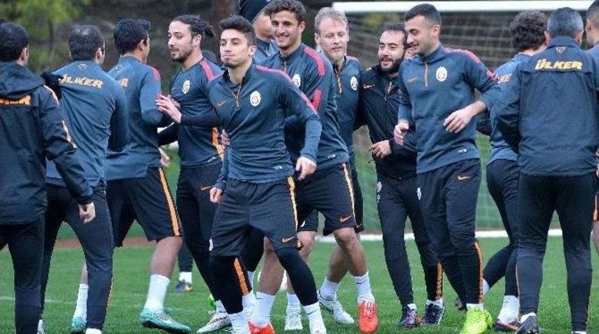 Galatasaray, Kardemir Karab&uuml;kspor Ma&ccedil;ının Hazırlıklarını S&uuml;rd&uuml;rd&uuml;