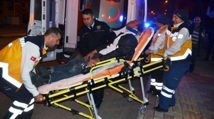 Otomobilin &Ccedil;arptığı Bisikletli Yaralandı