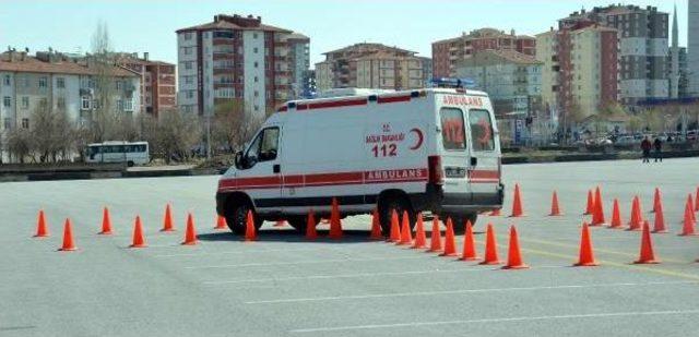 112 Acil Servisçiler, Sürüş Eğitiminde Ter Döktü