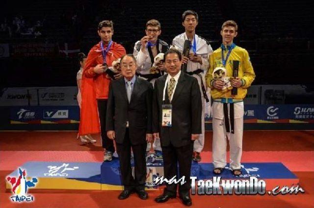 Şampiyon Taekwondocu Aile