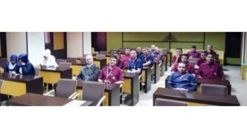 Onkoloji Hastanesi&rsquo;nde Tıbbi Atıklarla İlgili Bilin&ccedil;lendirme Eğitimi