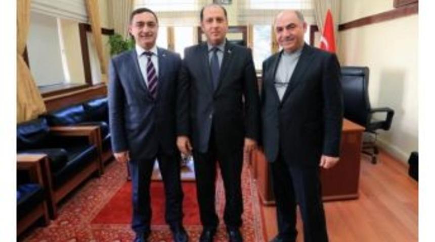 Prof. Dr. Karahocagil&rsquo;den Vali &Ccedil;omaktekin&rsquo;e Ziyaret