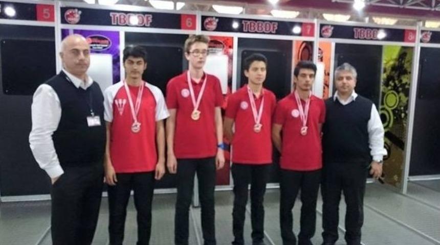 Boz&uuml;y&uuml;kl&uuml; Dart Sporcuları Milli Takıma Se&ccedil;ildi