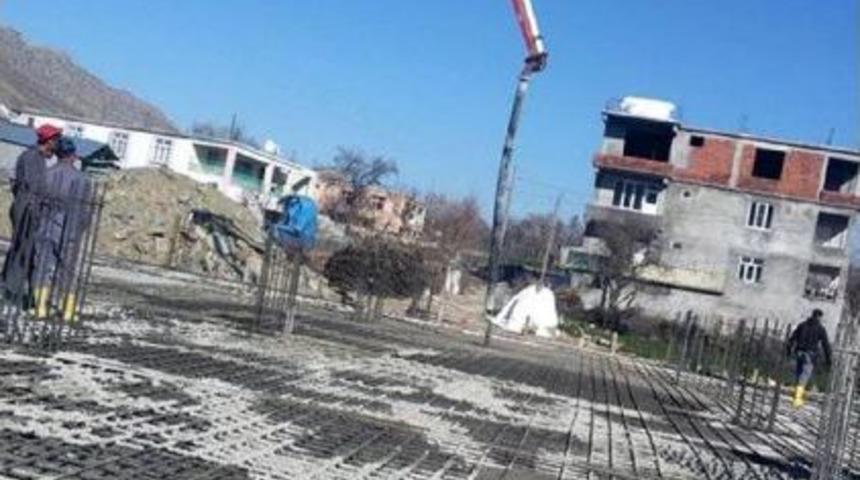 Diyarbakırda 5 Bin N&uuml;fuslu Mahalleye, 3 Bin Kişilik Cami