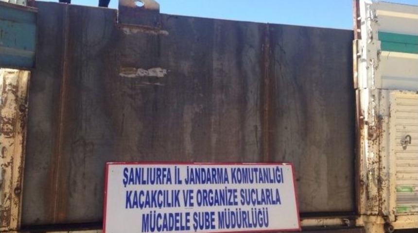 25 Bin Litre Ka&ccedil;ak Akaryakıt Ele Ge&ccedil;irildi