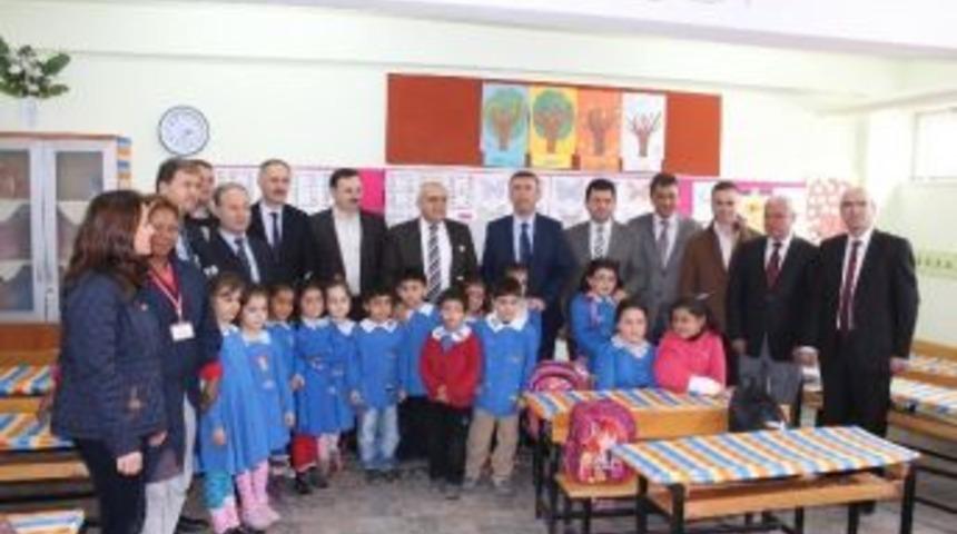 Dsi &Ccedil;alışanlarından Soma Namık Kemal İlkokulu&rsquo;na Yardım Eli