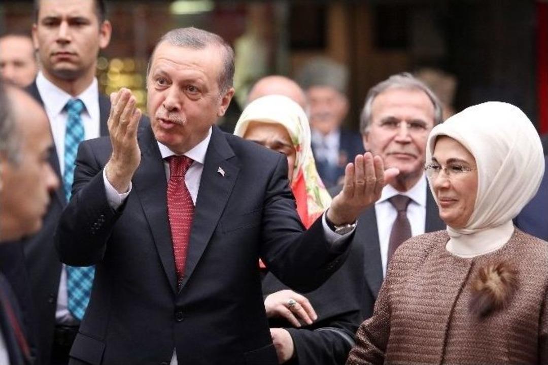 Cumhurbaşkanı Erdoğan Karab&uuml;k Belediyesi&rsquo;ni Ziyaret Etti