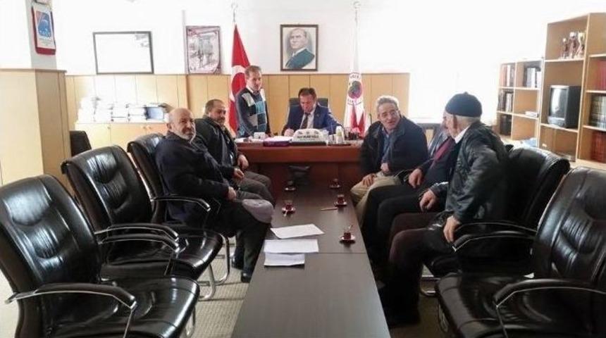 Mevsimlik İş&ccedil;i Olarak &Ccedil;alıştığı İl&ccedil;ede Belediye Başkanı Se&ccedil;ildi