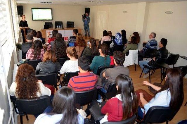 Söke’de Alzheimer Hasta Ve Yakınlarına “yalnız Değilsiniz” Projesi