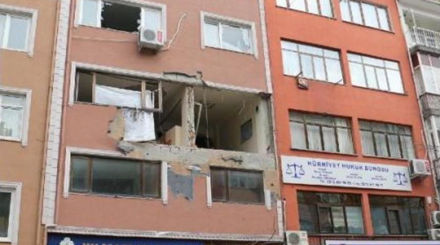 O Dergide Maskeli Basın A&ccedil;ıklaması