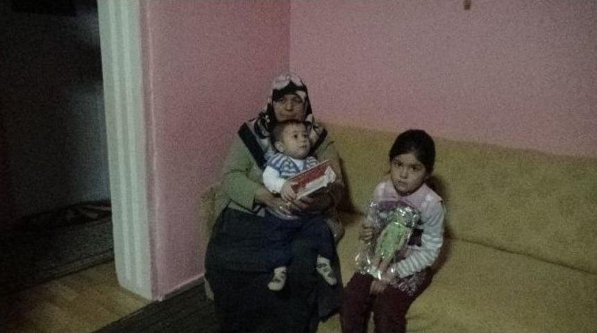 Vali Kahraman, Elektriksiz Kalan Aileye Yardım Elini Uzattı