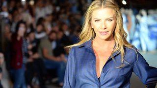 Ivana Sert'ten reklam kokan hareket