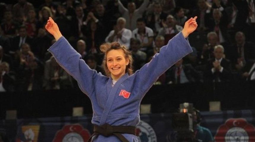 Samsun Grand Prix&rsquo;te İlk Madalya Dilara&rsquo;dan