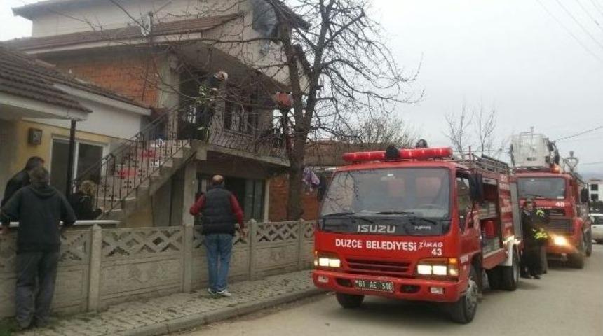 D&uuml;zce&rsquo;de Ev Yangını