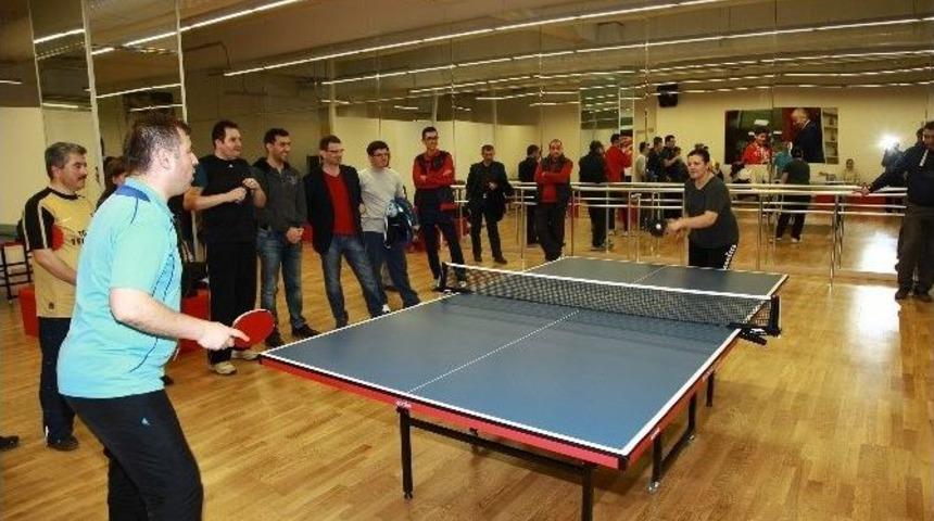 B&uuml;y&uuml;kşehir Personeli Masa Tenisinde Karşılaştı
