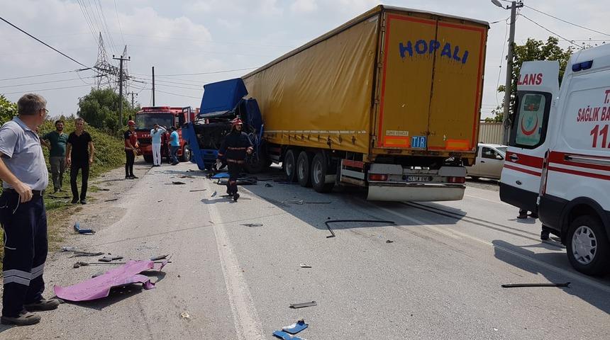 &Uuml;niversiteli Zeynep'in &ouml;ld&uuml;ğ&uuml; kazada 2 s&uuml;r&uuml;c&uuml; tutuklandı