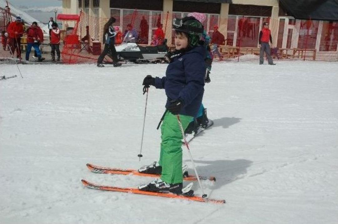 Doğu&rsquo;da &rsquo;kayak&rsquo; Batı&rsquo;da &rsquo;deniz&rsquo; Keyfi