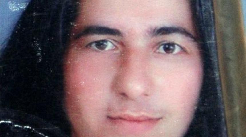 Tartıştığı Kadının Kollarına Kezzap Attı