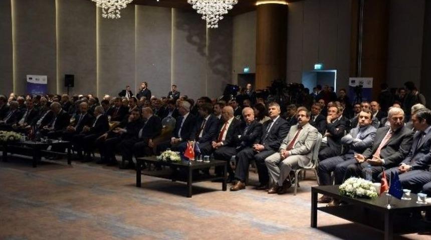 Y&uuml;ksek Hızlı Tren Seti Alımında Asgari Y&uuml;zde 53 Yerlilik Şartı Aranacak