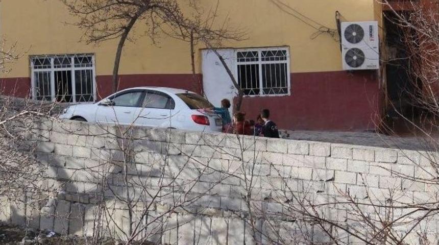 Suriye&rsquo;li Dilenci &Ccedil;ocuklara &Ccedil;&ouml;z&uuml;m Bulunamıyor