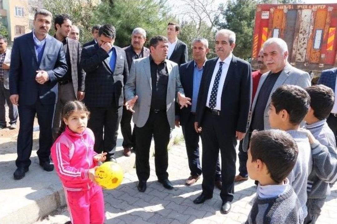 Demirkol, Ahmet Yesevi&rsquo;de İncelemelerde Bulundu