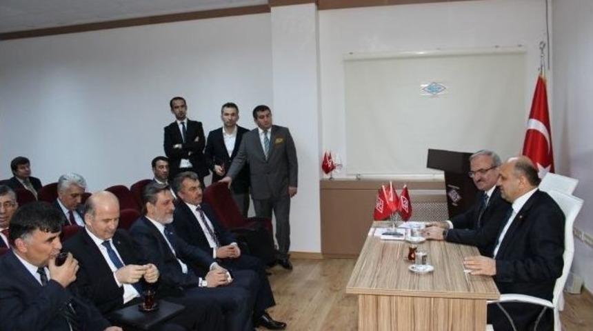 Bakan Fikri Işık&rsquo;tan Tse İl Koordinat&ouml;rl&uuml;ğ&uuml;&rsquo;ne Ziyaret