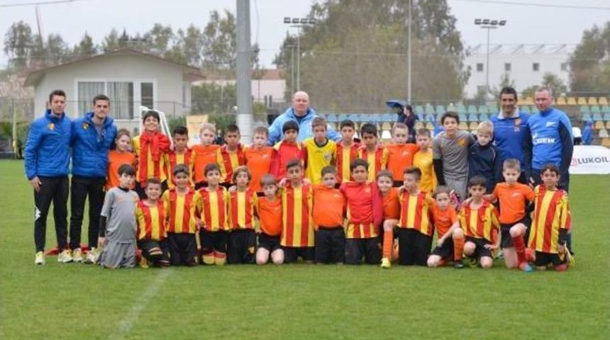 G&ouml;ztepe'nin Minikleri Finalde