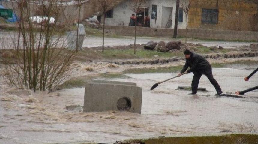 Niğde’de Sel Baskını