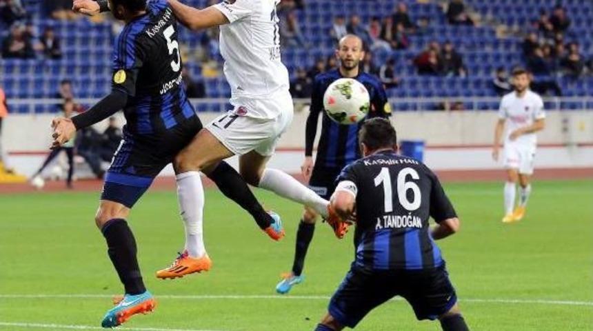 Mersin İdmanyurdu-Gaziantep B&uuml;y&uuml;kşehir Belediyespor: 2-1 (&Ouml;zel Ma&ccedil;)