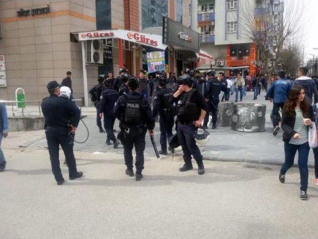 Siirt'te Bdp'nin Ölen Pkk'lıları Anma Etkinliğinde Olay Çıktı