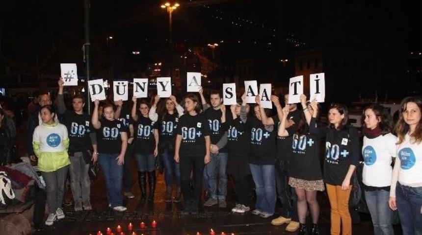 Boğaziçi Köprüsü’nün Işıkları, ’dünya Saati’ İçin 1 Saatliğine Kapatıldı