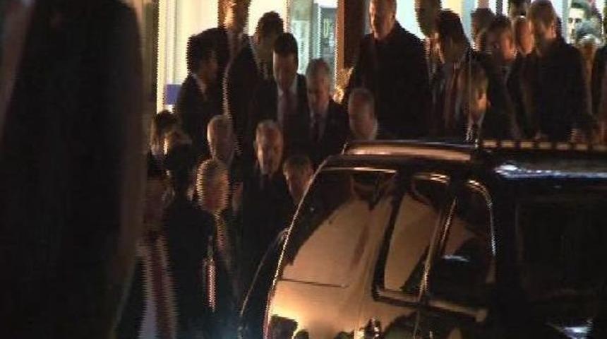 Cumhurbaşkanı Erdoğan Nikah Şahidi Oldu