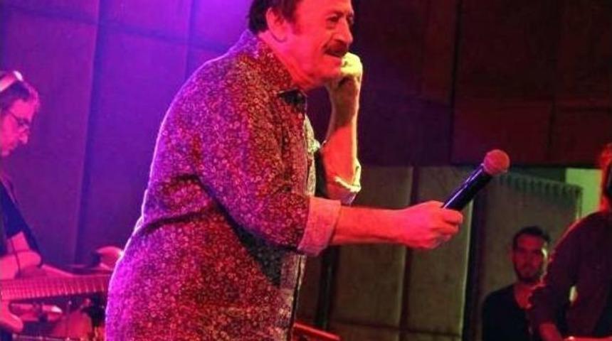 Selami Şahin Bursa&rsquo;da Sevenleriyle Buluştu