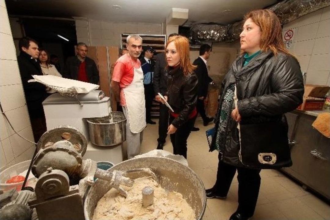 Karşıyaka&rsquo;da Fırınlara Şafak Denetimi