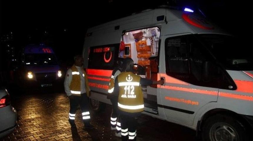 Kendini Elbise Dolabına Asarak İntihar Etti