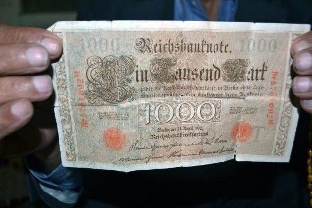 Batman'da Balıkçı Ağına Takılan Keseden 105 Yıllık Alman Parası Çıktı