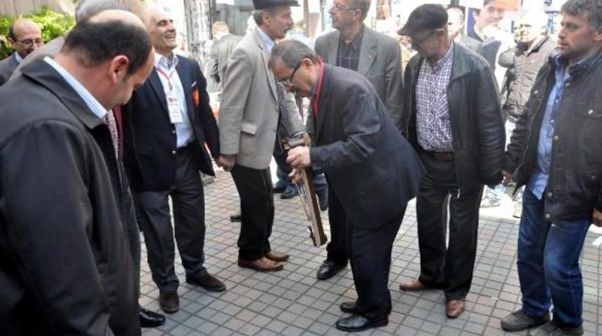 Trabzon&rsquo;Da Chp'nin &Ouml;n Se&ccedil;imi Horonla Başladı