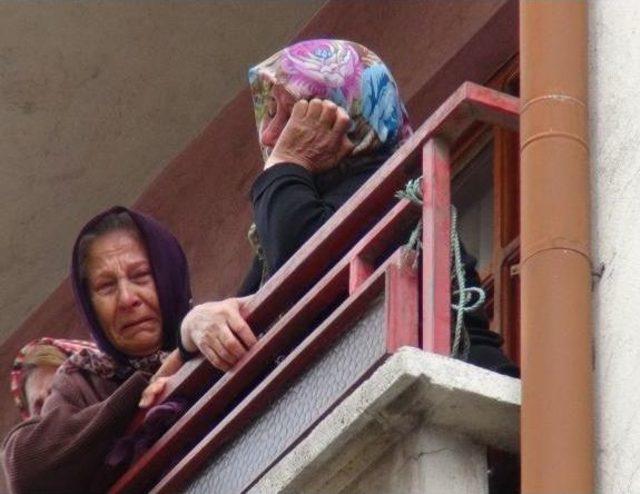 Sobadan Zehirlenen Anne Öldü, Kızı Hastaneye Kaldırıldı