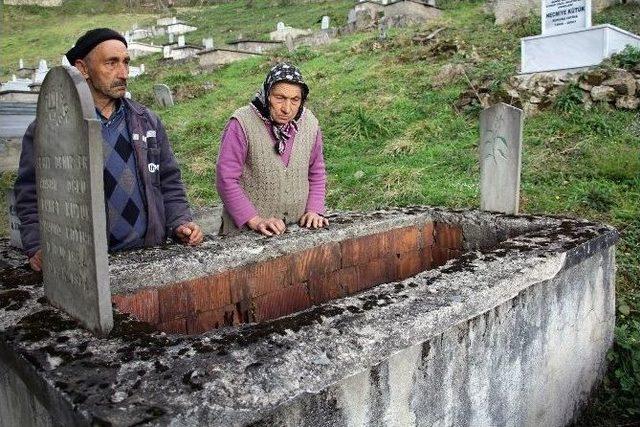 Askerde Kaza Sonucu Ölen Askerin Ailesi Şehitlik İstiyor