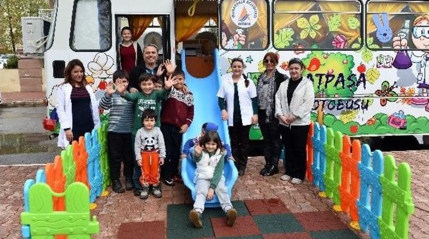 Muratpaşa Oyun Otob&uuml;s&uuml; &Ccedil;ağlayan Kapalı Pazarı&rsquo;nda Hizmete Başladı