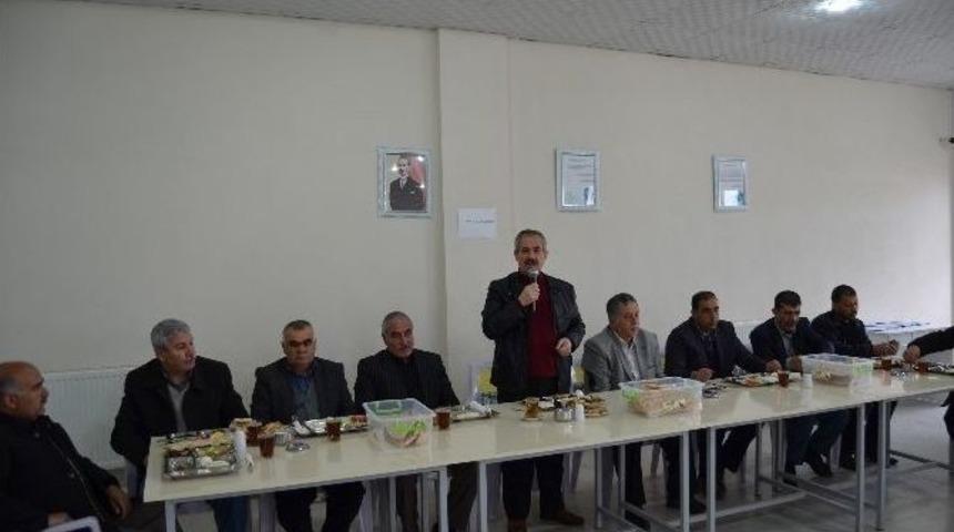 Başkan G&uuml;rsoy Esnaflarla Kahvaltıda Buluştu