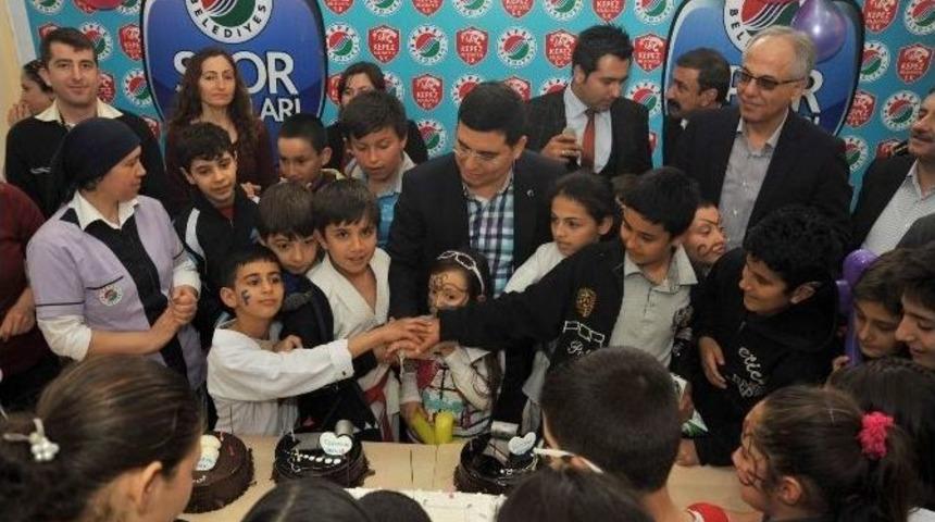 Kepez&rsquo;de 215 &Ouml;ğrenciye Yaş G&uuml;n&uuml; Kutlaması