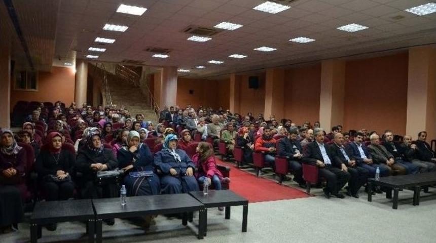 &ldquo;islam D&uuml;nyasını Kuşatan Fitneler Ve Tevhidin Merkezi Ehl-i Beyt&rdquo; Konulu Panel