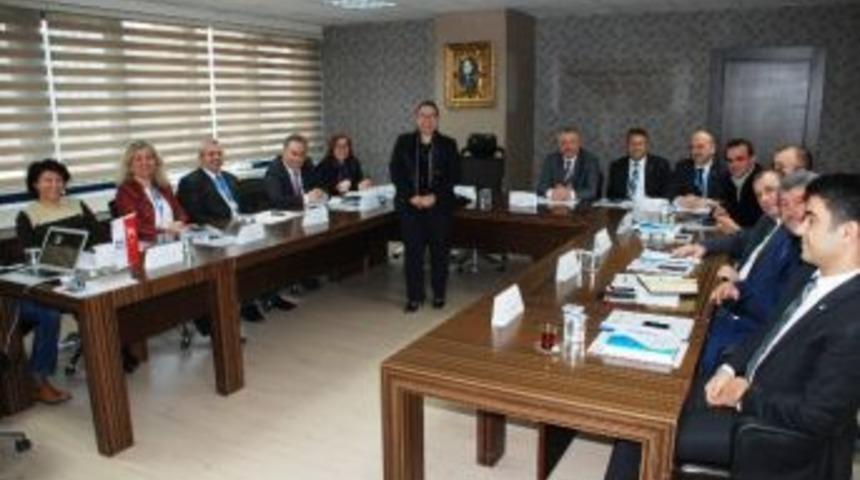 İzmit Belediyesi&rsquo;nde Liderlik Eğitimi