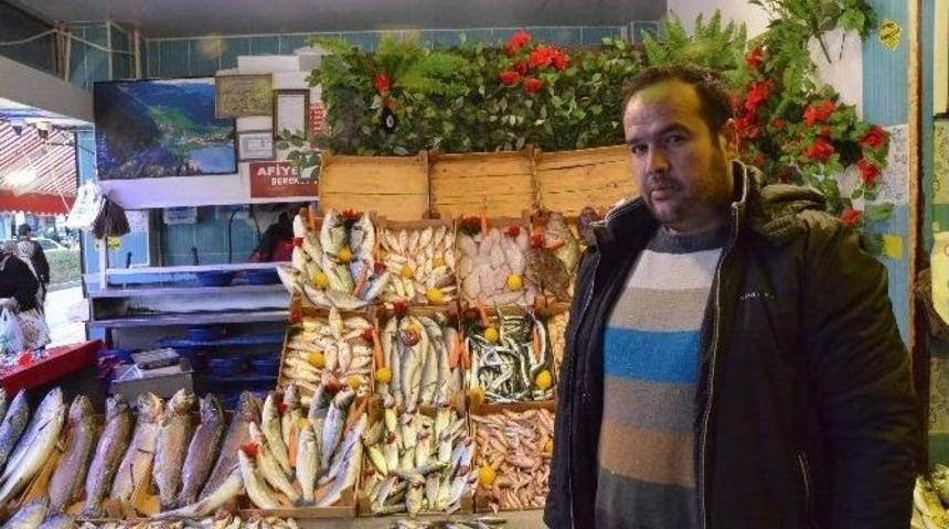 Eskişehirli Balık&ccedil;ılar Mart Ayı Satışından Memnun