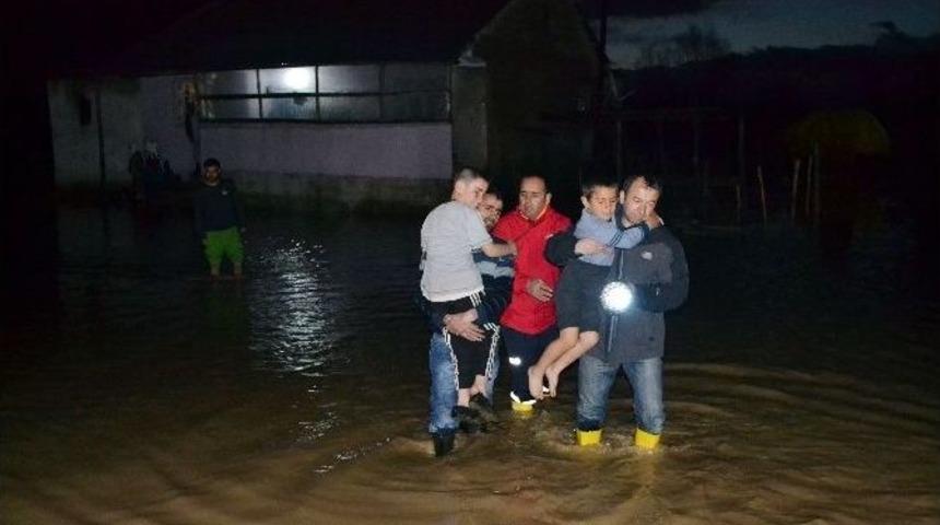 Muş&rsquo;ta Sel Ve Su Taşkını