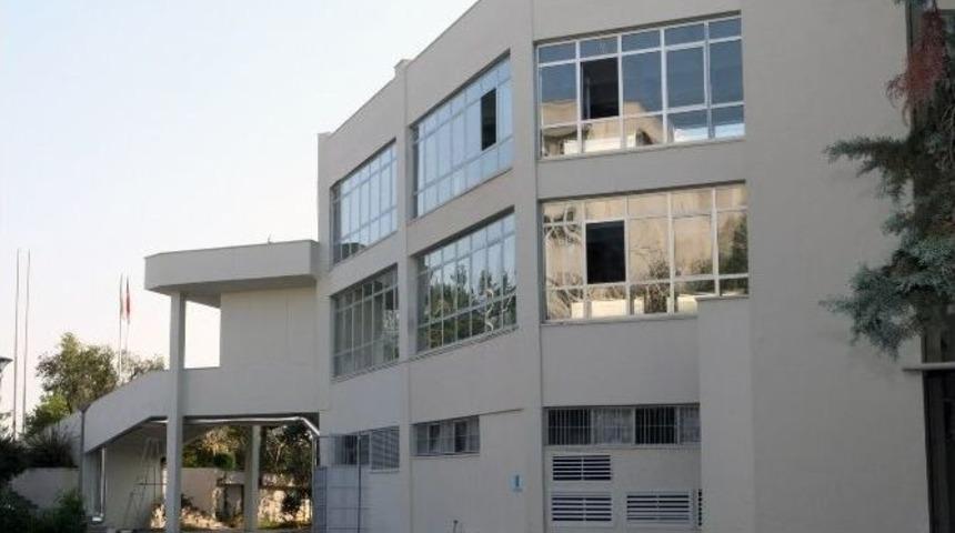 &Ccedil;&uuml; Merkezi Kafeteryası Baştan Aşağı Onarıldı