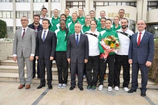 Başkan Zeki Kayda’dan Kapalı Spor Salonu Müjdesi