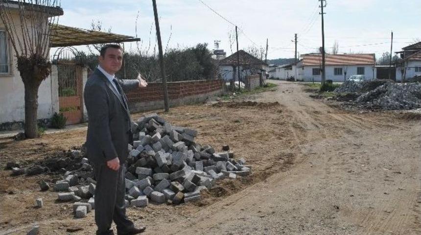 İncirliova&rsquo;da Yollar &Ccedil;amurdan Kurtuluyor